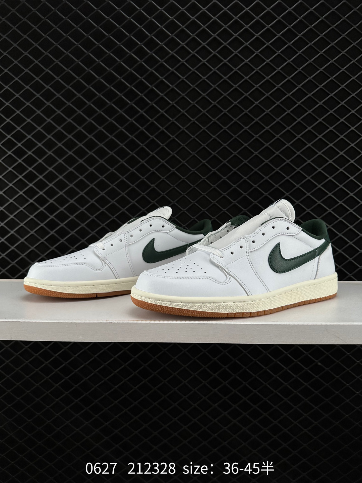 Air Jordan 1 Low AJ1